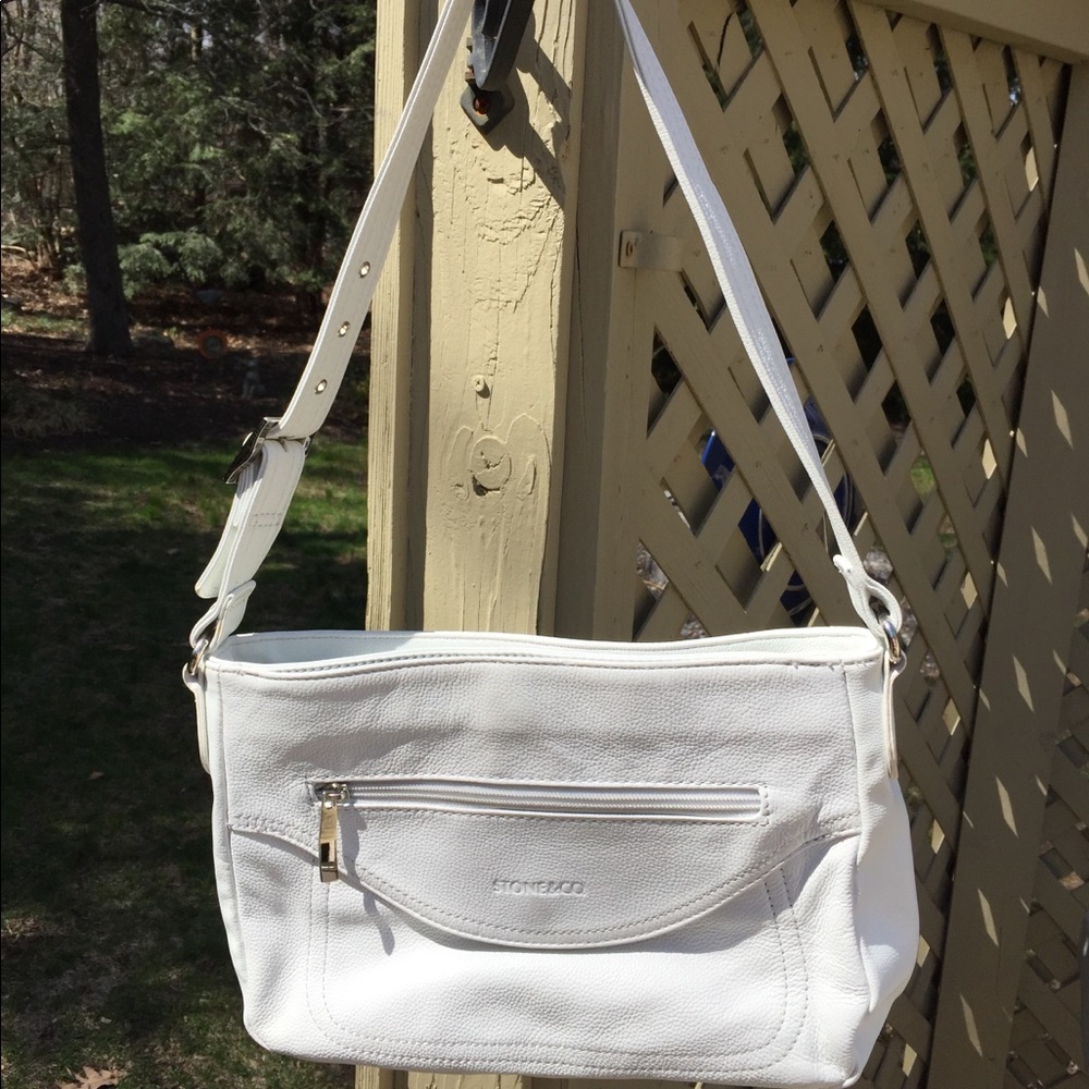 Stone and Company leather shoulder bag. White